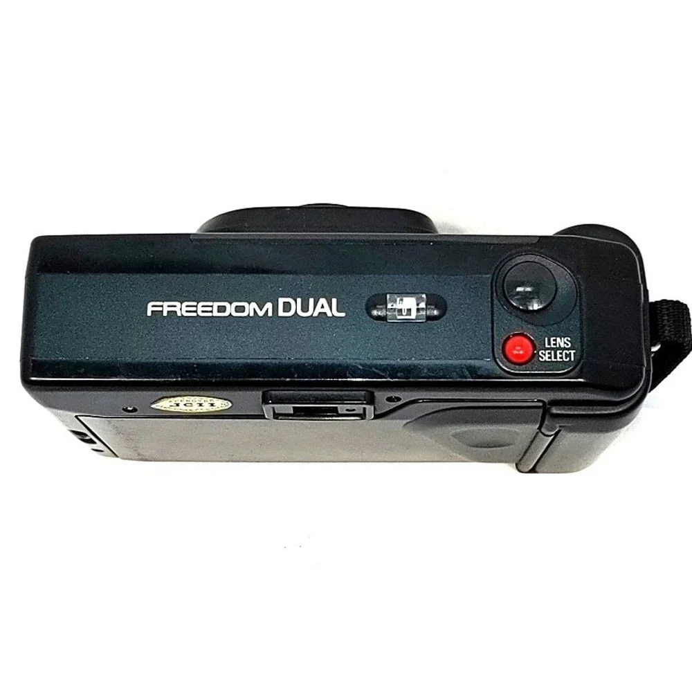 VTG 1987 Minolta Freedom Dual 35mm Film Camera AF Point & Shoot Black AF-DL Rare